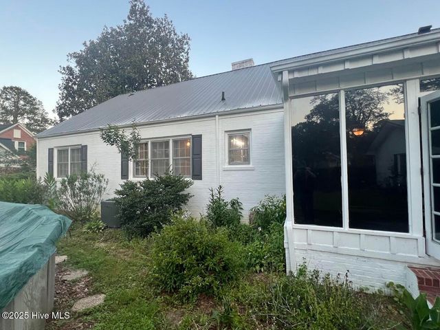 313 E 1st Avenue, Chadbourn, NC 28431