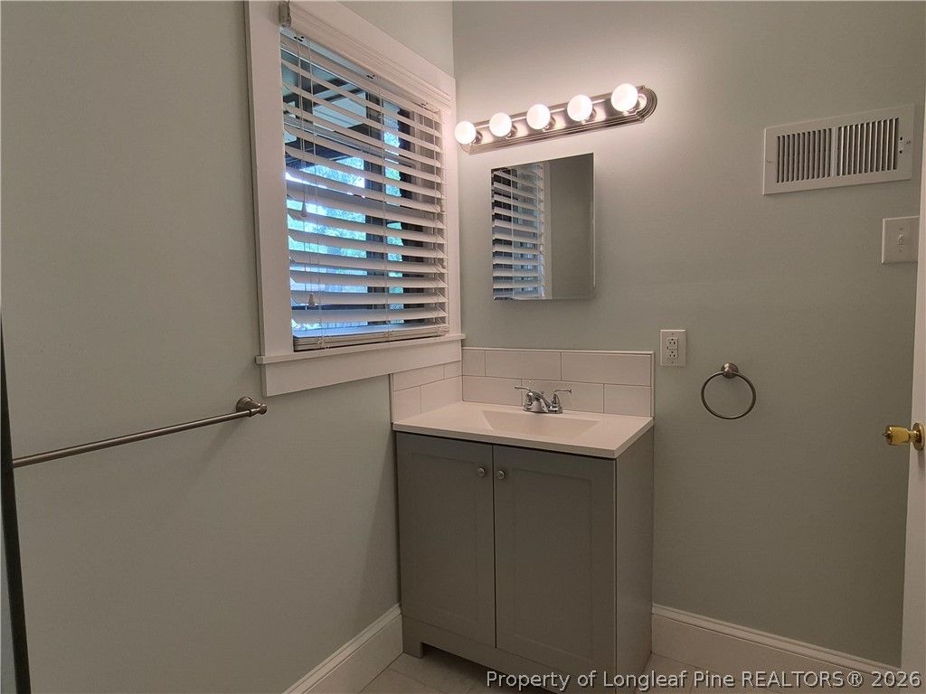 505 W. 24th Street, Lumberton, NC 28358 — photo 24