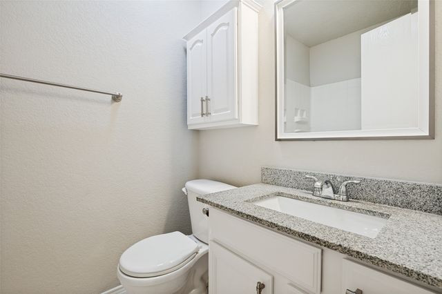 511 Hollyberry Drive, Mansfield, TX 76063