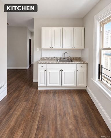 850 E 223rd Street 2, Bronx, NY 10466