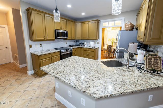 5716 Farragon Hill Lane, Wendell, NC 27591