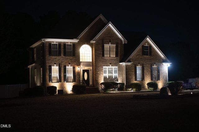 5716 Farragon Hill Lane, Wendell, NC 27591