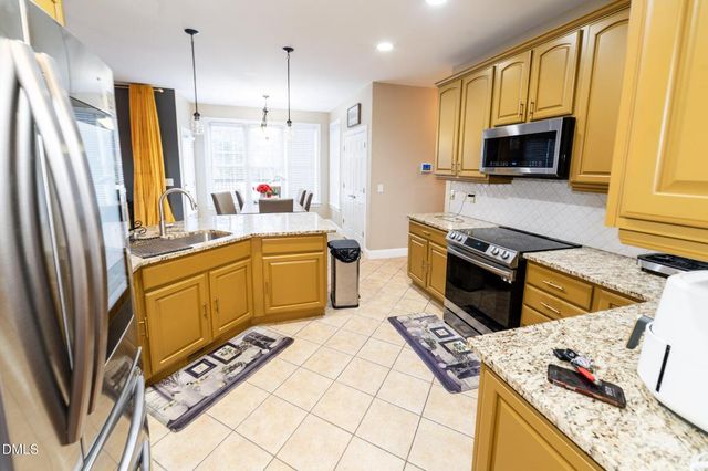 5716 Farragon Hill Lane, Wendell, NC 27591