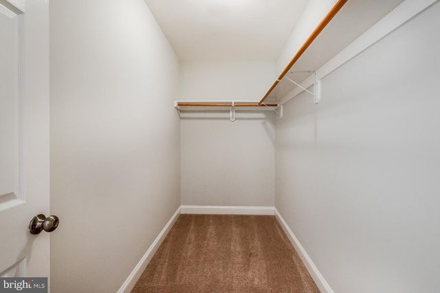 4933 LEE ST NE, Washington, DC 20019
