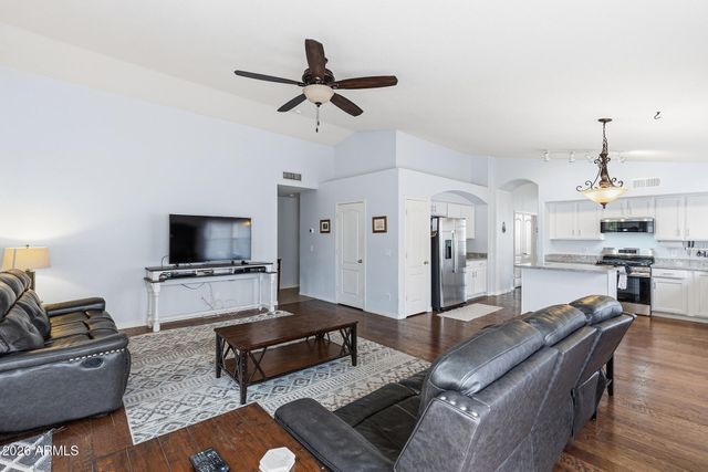 9649 W IRMA Lane, Peoria, AZ 85382