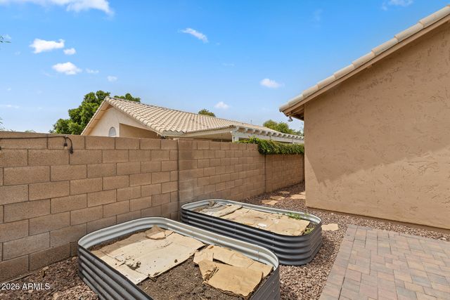 9649 W IRMA Lane, Peoria, AZ 85382