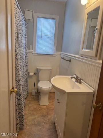 335 Rockdale Road, Follansbee, WV 26037