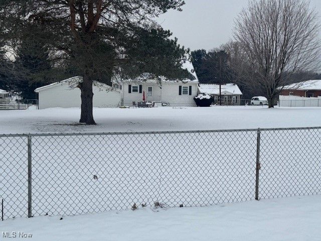 335 Rockdale Road, Follansbee, WV 26037