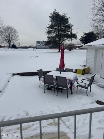 335 Rockdale Road, Follansbee, WV 26037