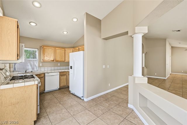 1816 Glenwillow Drive, Las Vegas, NV 89117