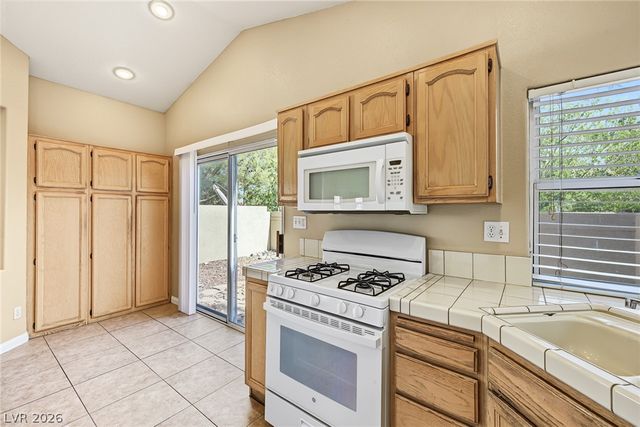 1816 Glenwillow Drive, Las Vegas, NV 89117