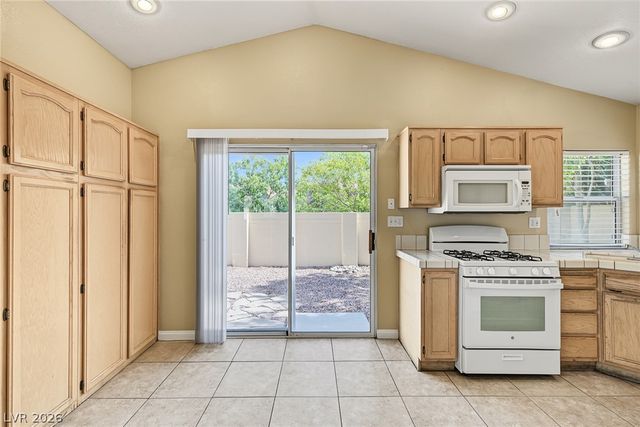 1816 Glenwillow Drive, Las Vegas, NV 89117