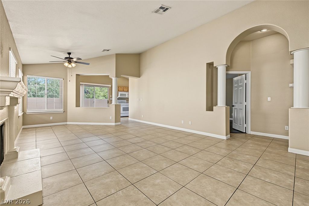 1816 Glenwillow Drive, Las Vegas, NV 89117 — photo 4