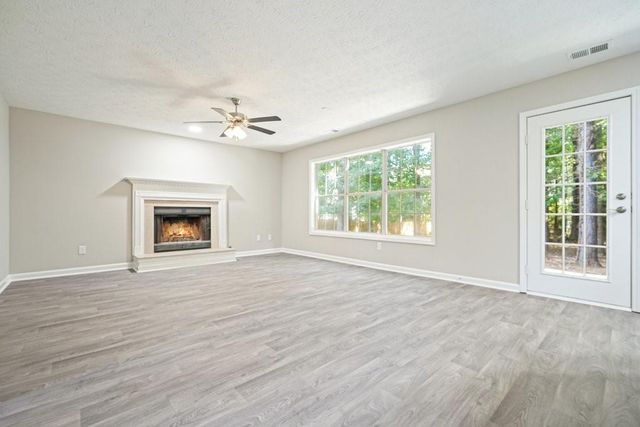 4662 Webster NW Way, Acworth, GA 30101