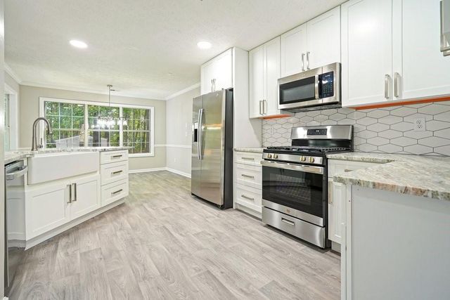 4662 Webster NW Way, Acworth, GA 30101