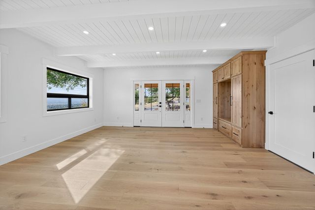 4691 Cherry Lane, Medford, OR 97504