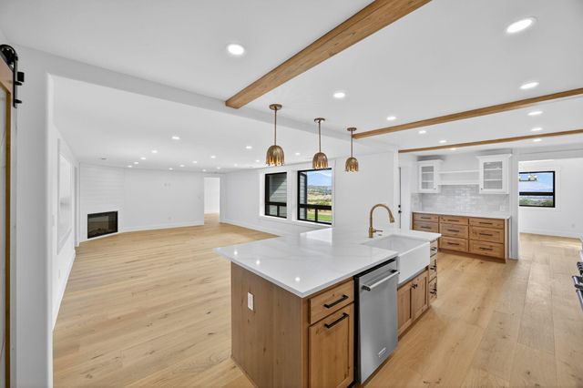 4691 Cherry Lane, Medford, OR 97504