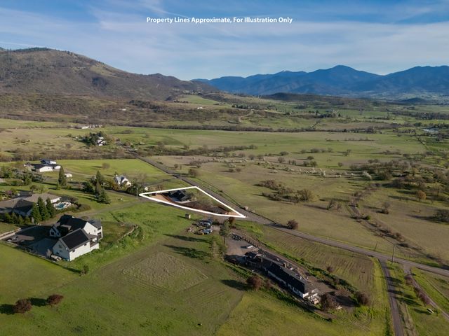 4691 Cherry Lane, Medford, OR 97504