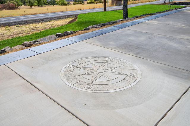 4691 Cherry Lane, Medford, OR 97504