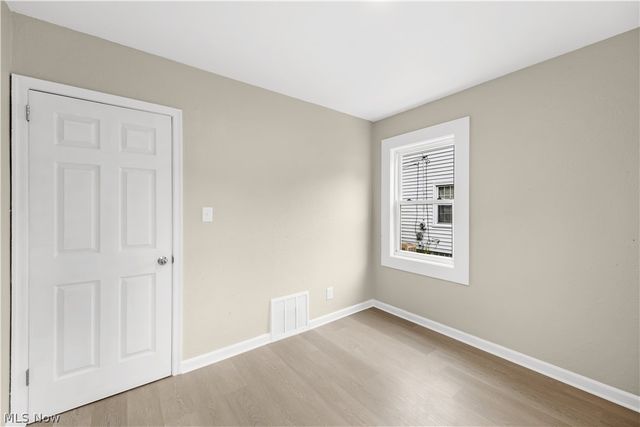 137 E Rosewood Avenue, Akron, OH 44301
