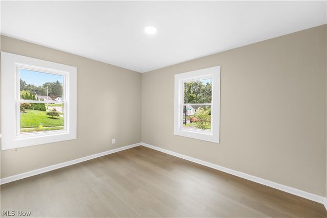 137 E Rosewood Avenue, Akron, OH 44301