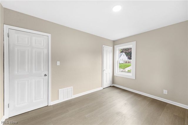 137 E Rosewood Avenue, Akron, OH 44301