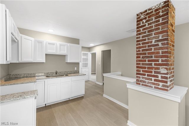137 E Rosewood Avenue, Akron, OH 44301