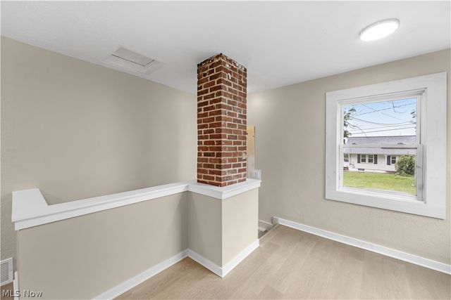 137 E Rosewood Avenue, Akron, OH 44301