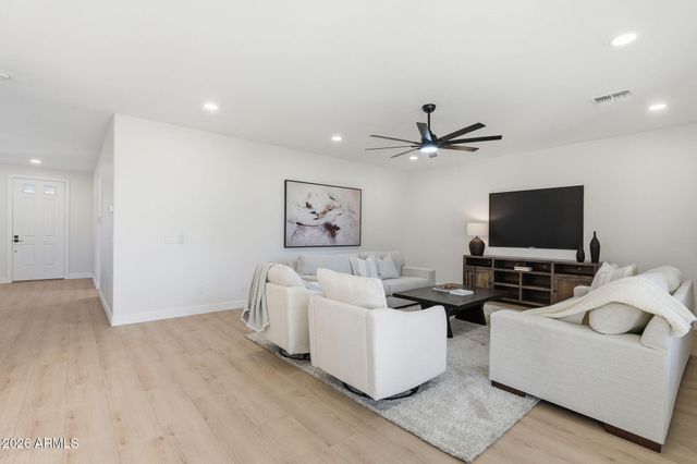 2645 E ELMWOOD Place, Chandler, AZ 85249