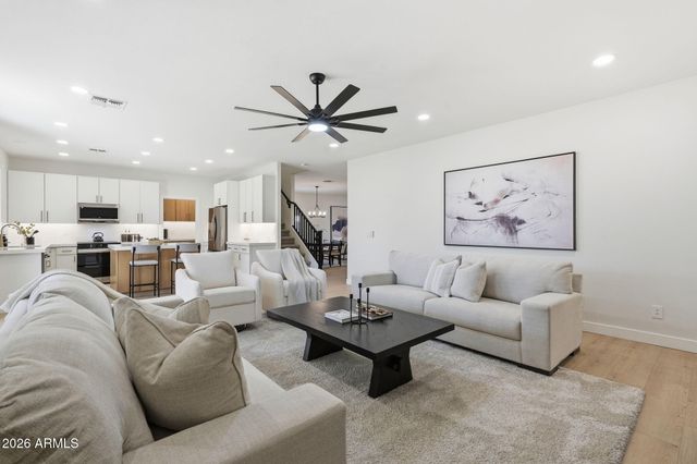 2645 E ELMWOOD Place, Chandler, AZ 85249