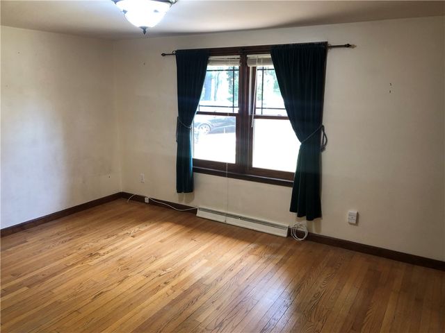 20 Richard Street, Smithfield, RI 02917
