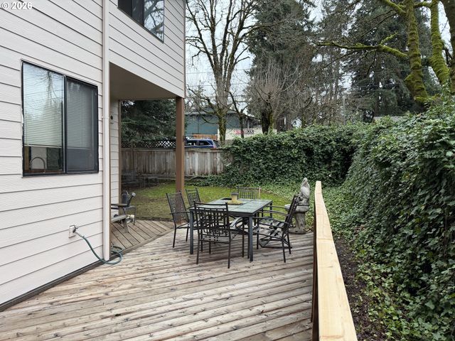 10125 Sw 72ND Ave, Portland, OR 97223