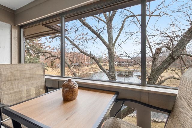 13159 S Westview Drive 2B, Palos Heights, IL 60463