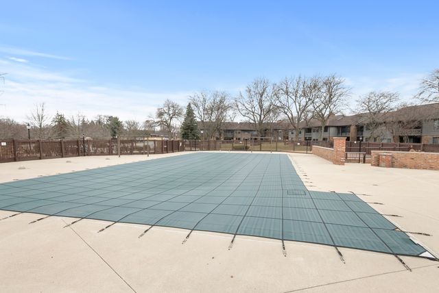 13159 S Westview Drive 2B, Palos Heights, IL 60463