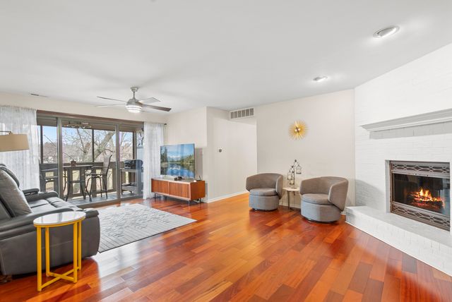 13159 S Westview Drive 2B, Palos Heights, IL 60463