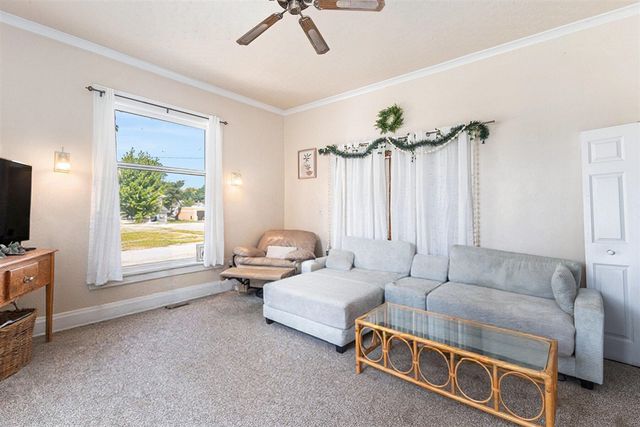 210 N Lavinia Street, Ludington, MI 49431