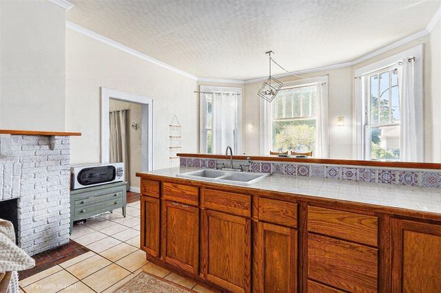 210 N Lavinia Street, Ludington, MI 49431