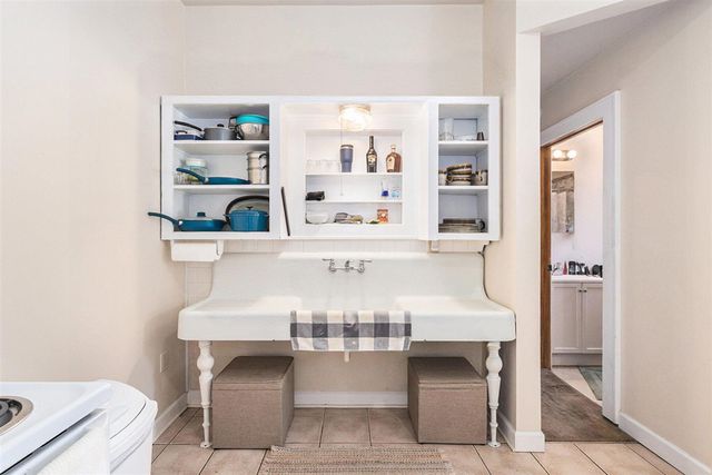 210 N Lavinia Street, Ludington, MI 49431