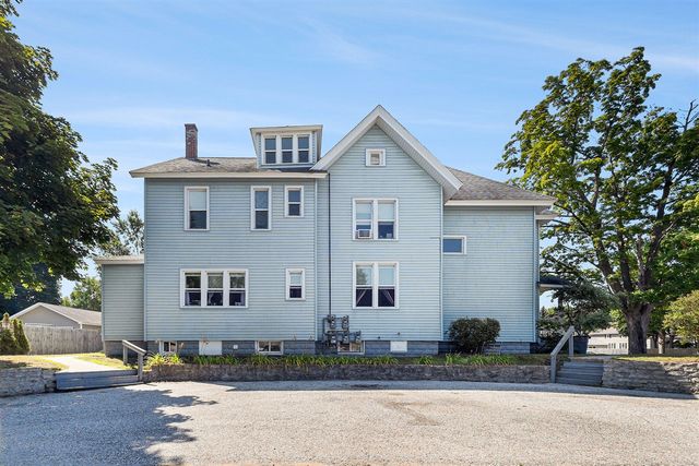 210 N Lavinia Street, Ludington, MI 49431