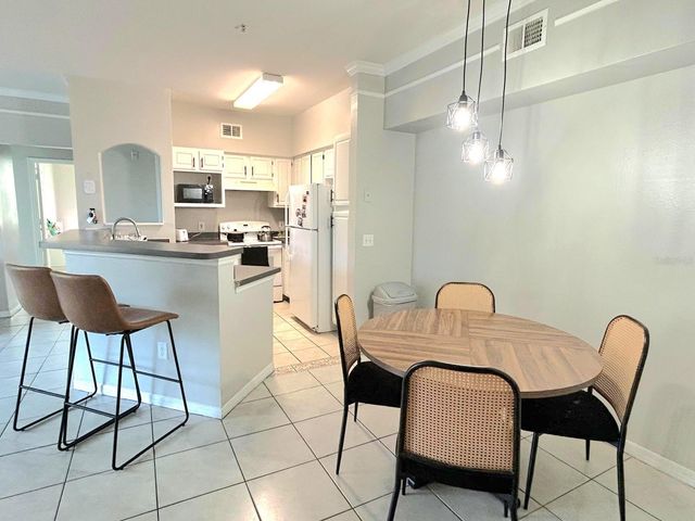 6413 ASTOR VILLAGE AVENUE 216, Orlando, FL 32835