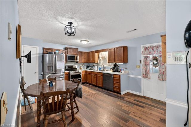 270 Weisner Street, Winston-salem, NC 27127