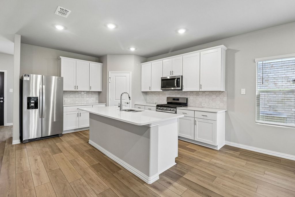 3049 Dry Brook Way, Fort Worth, TX 76179 — exterior