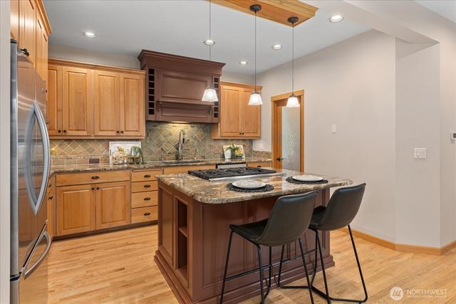 10830 179th Court NE, Redmond, WA 98052