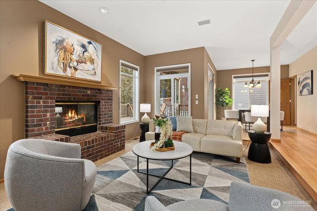 10830 179th Court NE, Redmond, WA 98052