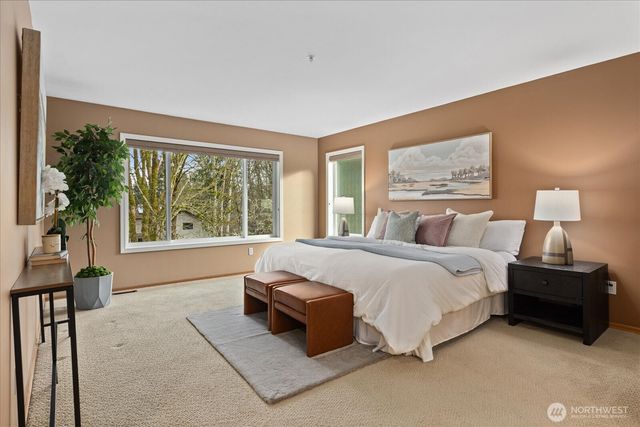 10830 179th Court NE, Redmond, WA 98052