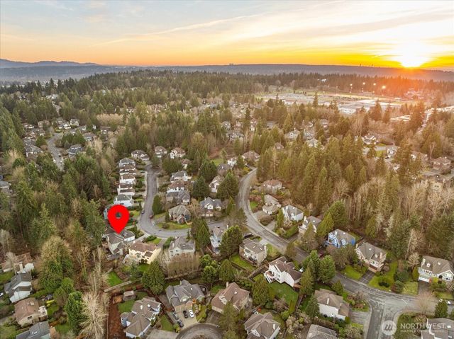 10830 179th Court NE, Redmond, WA 98052