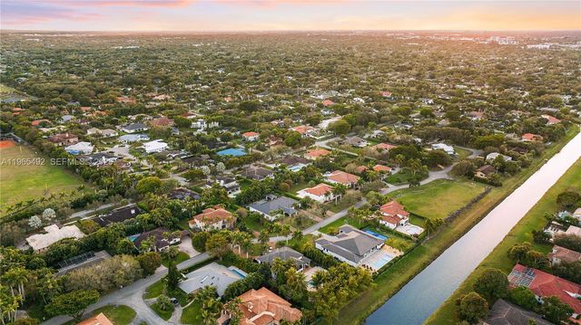 8050 SW 175th Street, Palmetto Bay, FL 33157
