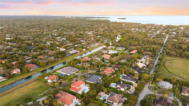 8050 SW 175th Street, Palmetto Bay, FL 33157