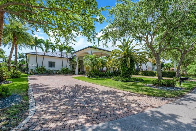 8050 SW 175th Street, Palmetto Bay, FL 33157