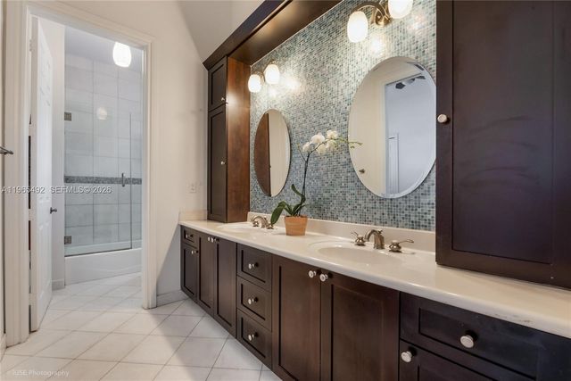 8050 SW 175th Street, Palmetto Bay, FL 33157